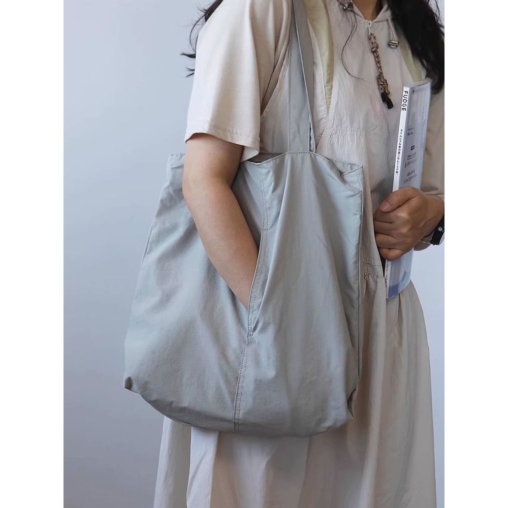 Japanese Literature and Art, Small, Fresh and Large-capacity Tote Bag, Mommy Bag, Casual and Multi-plaid, Lightweight, Portable Shoulder Cloth Bag, W