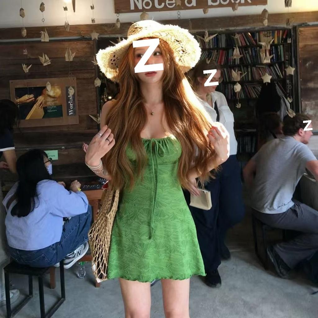 + (shorts) Retro Vacation Green Suspender Dress Summer Summer Tube Top New Slim Dress Short