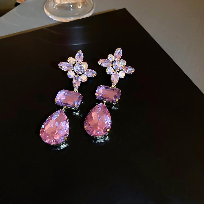 Exquisite Zircon Tassel Earrings: Sparkly, Versatile, Minimalist Design with Light Luxury Appeal.