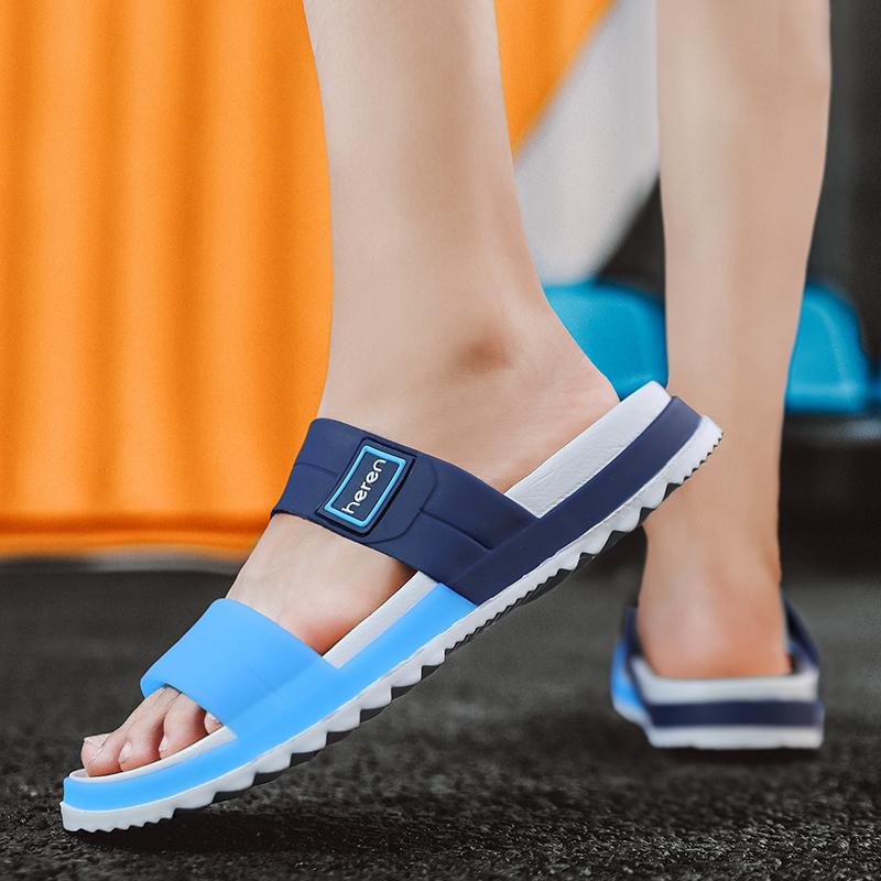 Men Slippers Outdoor Indoor Designer Summer Soft Black Slippers Men Thick Fashion Beach Platform Shoes Non-Slip Sandals