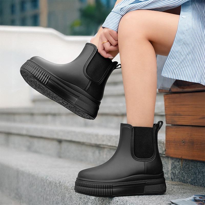 New short rain boots women's fashion outer rain shoes women's adult waterproof and non-slip water shoes