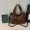 Fashionable Vintage Leather Handbag Large Capacity Shoulder Bag Fashion Shoulder Bag for Daily Commute Work Weekend Outings and Ladies' Holiday Gifts