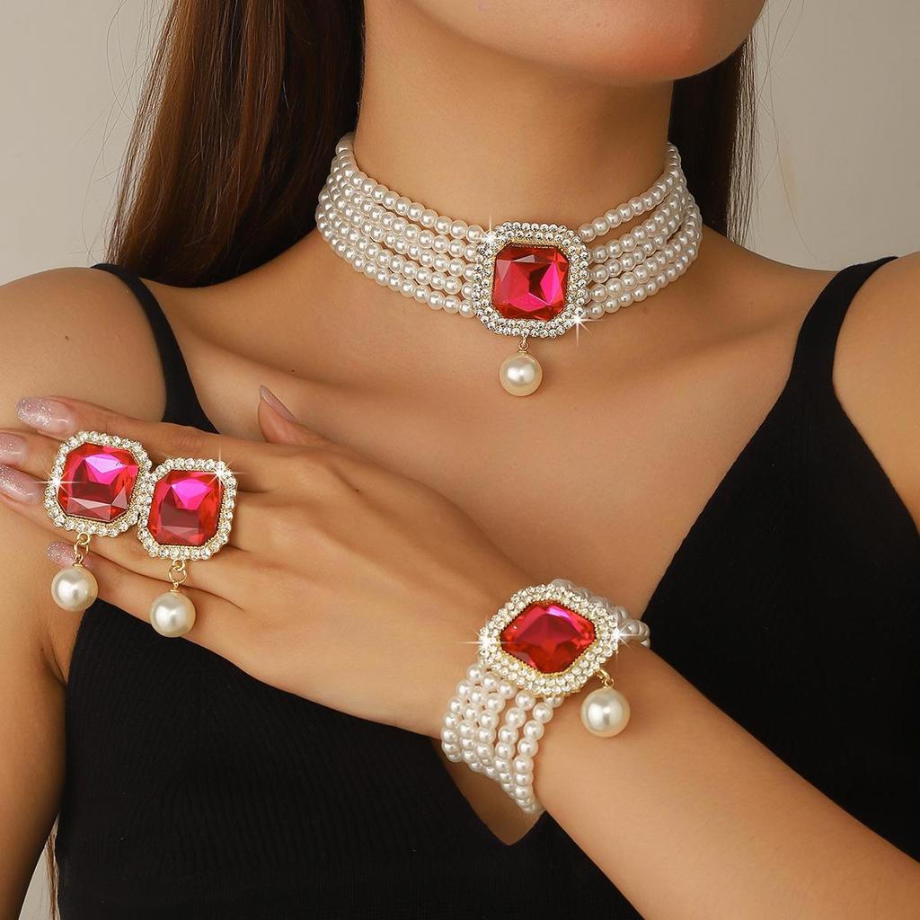 Elegant Rhinestone Water Drop Necklace Set - High-End European & American Court Style Jewelry for Women