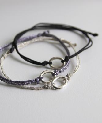 Ound Silver Donut Knot String Bracelet