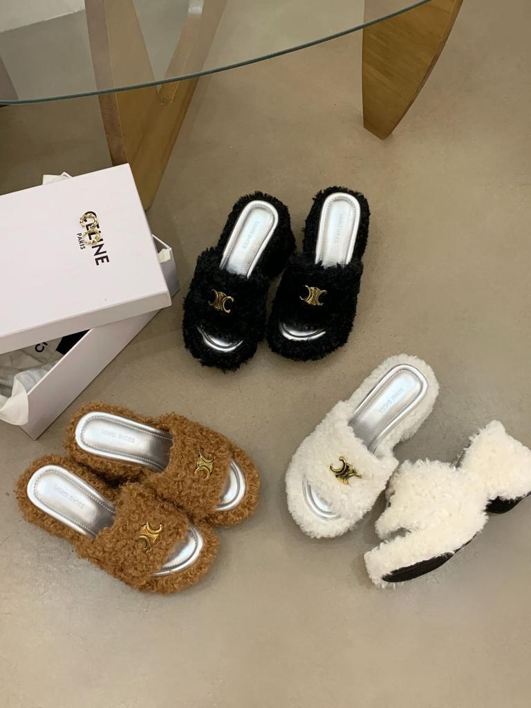 Sheep curly wool slippers women's outer wear 2025 new autumn and winter feeling metal thick bottom heightening small slope heel one-word drag