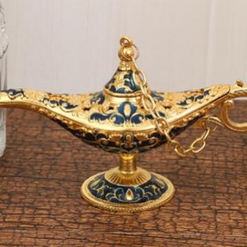 Miniature Aladdin Golden Lamp, Metal Wish Lamp Ornament for Home Hotel Desk, Vintage Genie Collectible