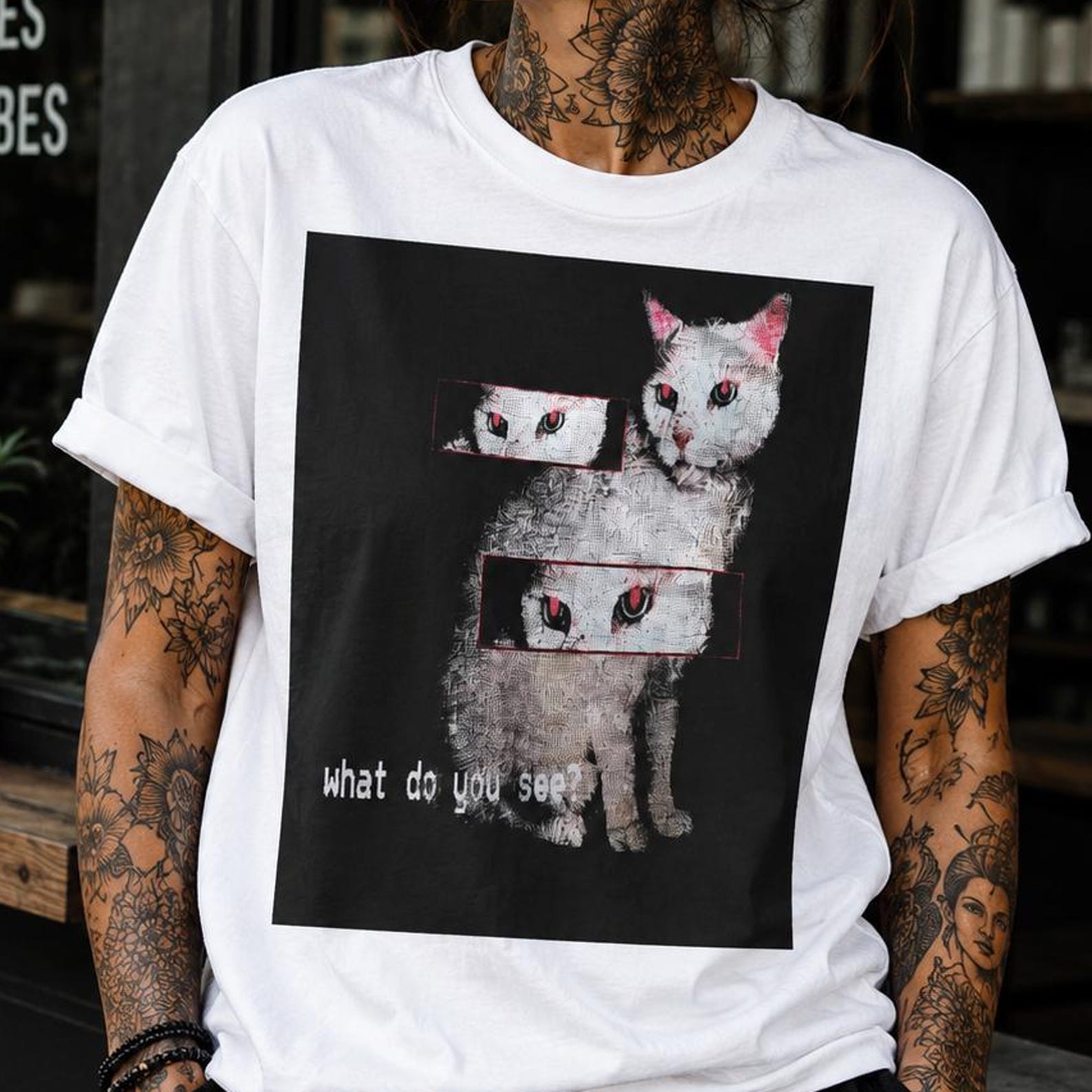 What Do You See White Cat Shirt, Gothic Cat Tee, Vintage Grunge Cat T-Shirt, Weird Cat Graphic Tee M