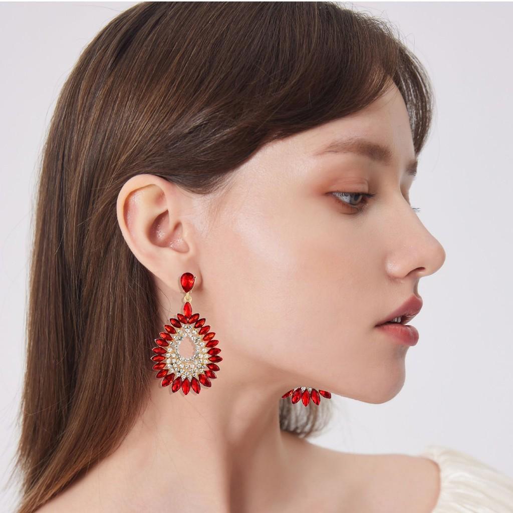 Modern Drop Earrings With Sparkling Rhinestones For Elegant Evening Wear Women