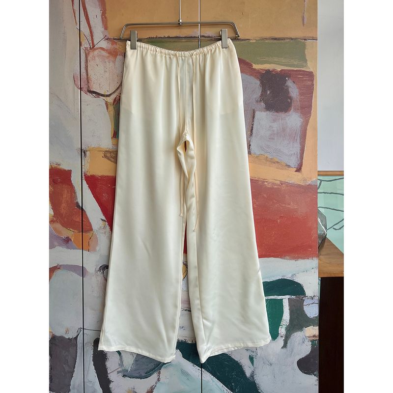 

Оригинальный заказ для внешней торговли Джин * Трикотажный атлас Повседневный Элегантный Расслабленный Эластичная талия Стройнящие Свободные брюки 1485c1 Beige M