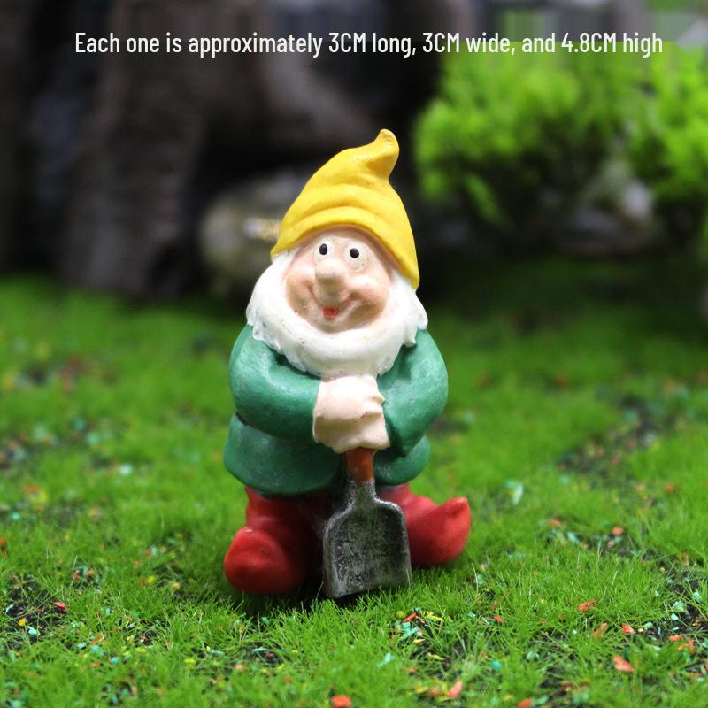 Moss Micro Landscape Garden Gnome Resin Figurine - Christmas Elf Decor