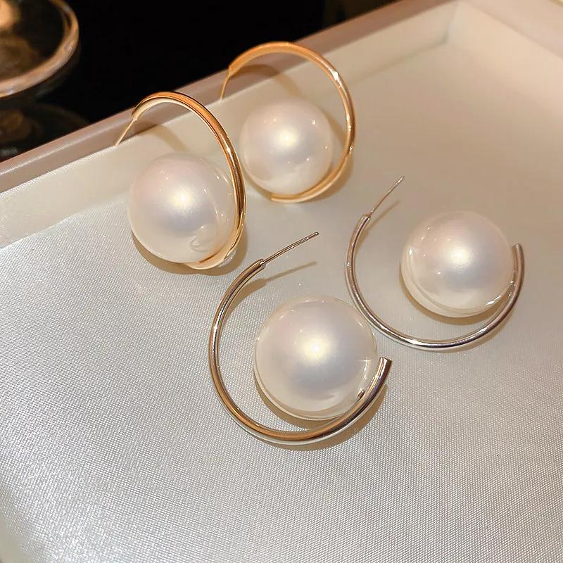 Vintage Style Large Pearl Earrings, High-End And Cool Style Earrings, Exaggerated And Versatile Earrings For Women