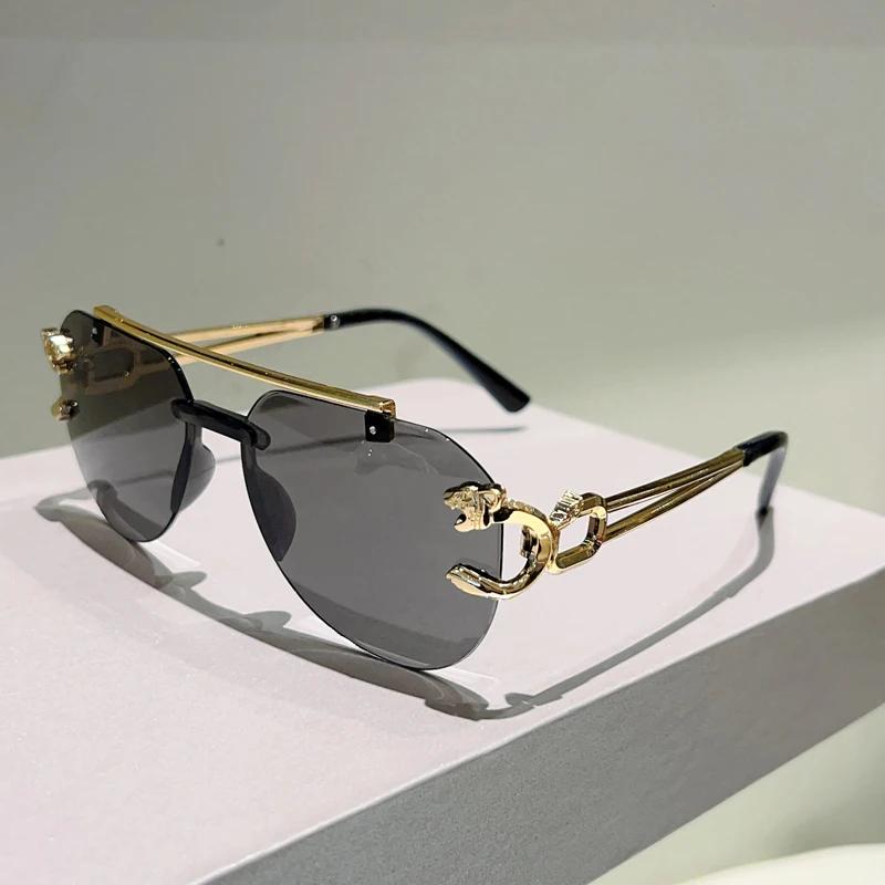 

Luxury Rimless Pilot Sunglasses Men Fashion Vintage Gradient Casual Shades Women Trendy Outdoor Decor Sun Glasses Uv400 as picture shows