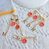 Metal Red Daisy Alphabet Keychain  A-Z 26 Letters Keyring Charms Bag Pendant Jewelry Gift Accessories