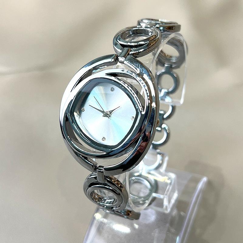 Luxury Classic Gold Bracelet Watch for Women Fashion Wristwatches Alloy Strap Round Dial Quartz Watches Relojs Para Mujer