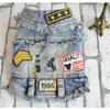 Beliebtes Haustier kleiner Hund Hundekleidung Jeansweste Jacke Frühling Sommer Herbst Winter
