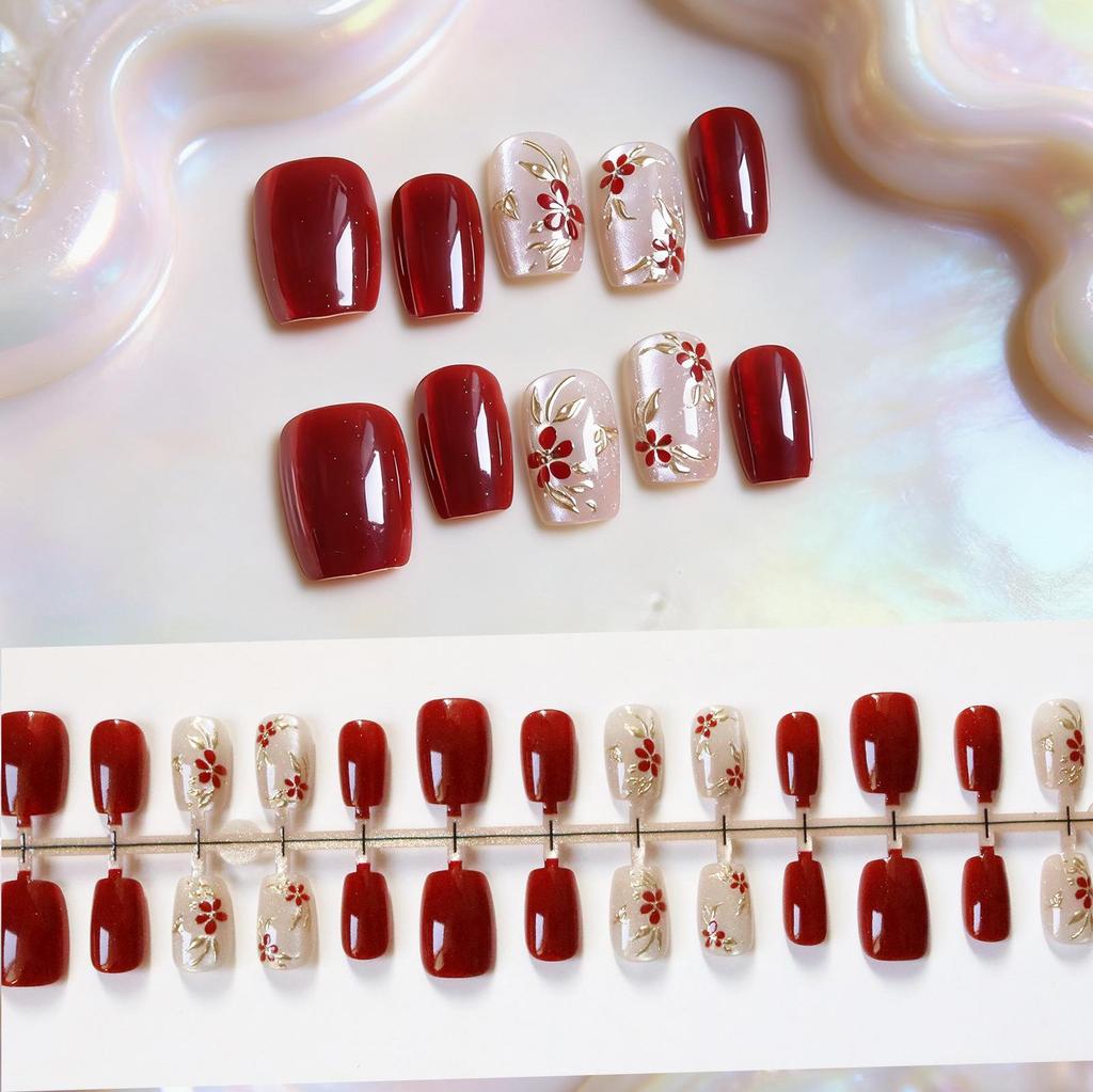 Retro Red Flower Gold Inlaid Wearable Nails - Cat Eye Design, High-Class Nail Art Tips