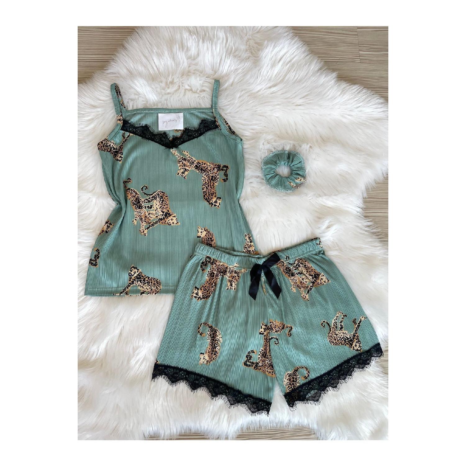 

Пижамный комплект Pegasus и шорты с зеленым тигровым узором S зелёный