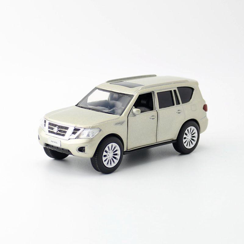 Automodellspielzeug aus Legierung Nissan Patrol Y62 Polizeiauto Für Sammler Und Kinder