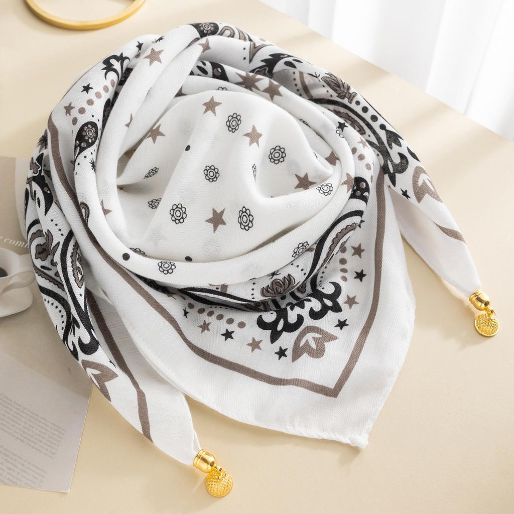 Winter Warm Scarves, Shawls, Classic Plaid Straps, Cardigans, And Warm Blankets For External Use