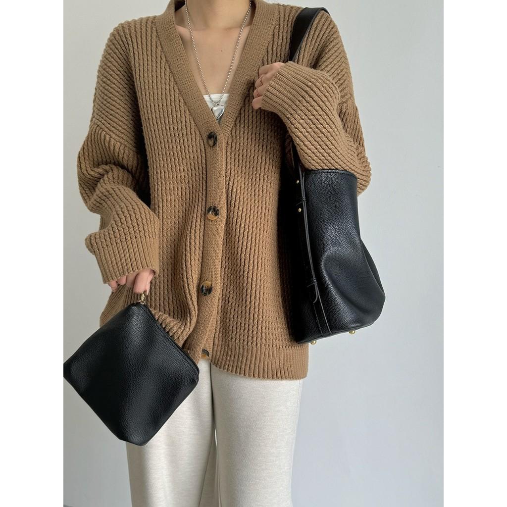 IELGY Ladies Tote Bag Retro Large Capacity Bucket Bag Lychee Grain Soft Leather