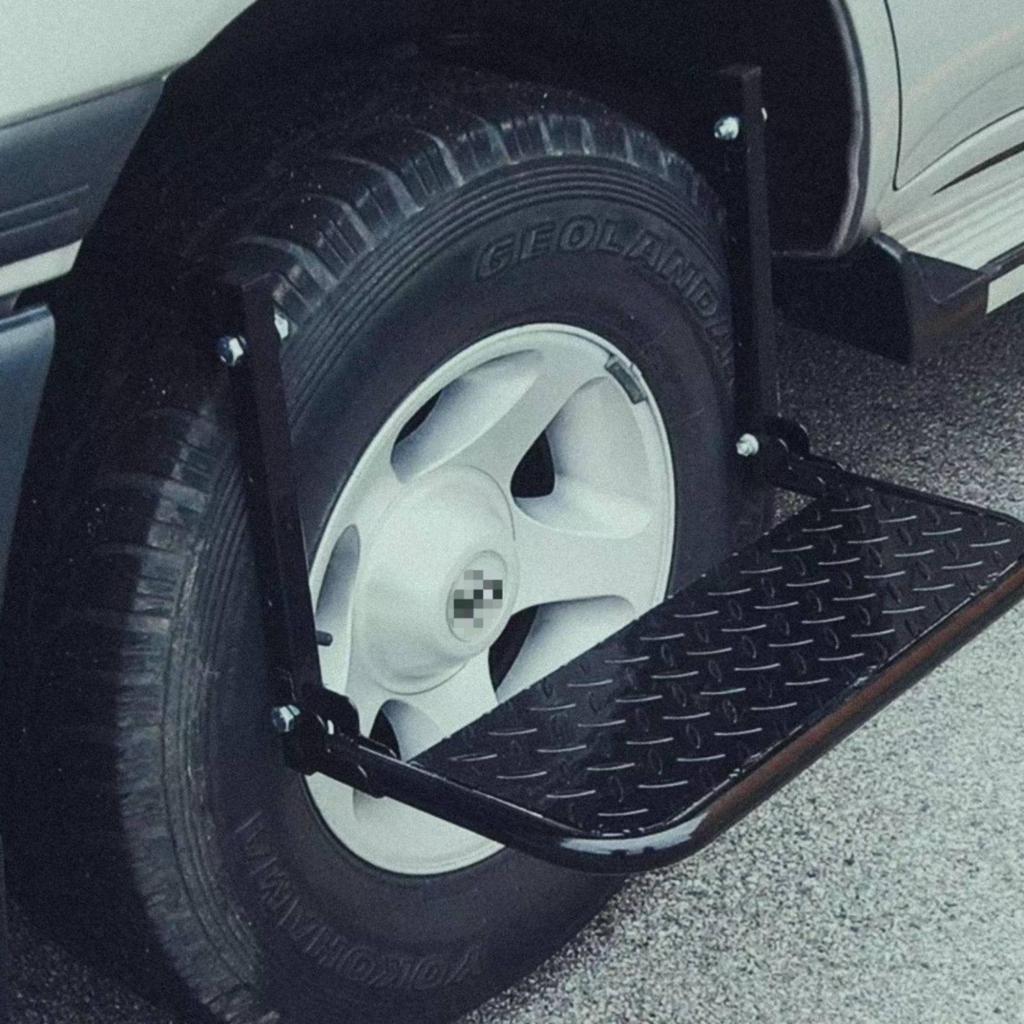 Tire Mounted Step Portable Vehicle Accessory Sturdy-Duty for All-Terrain