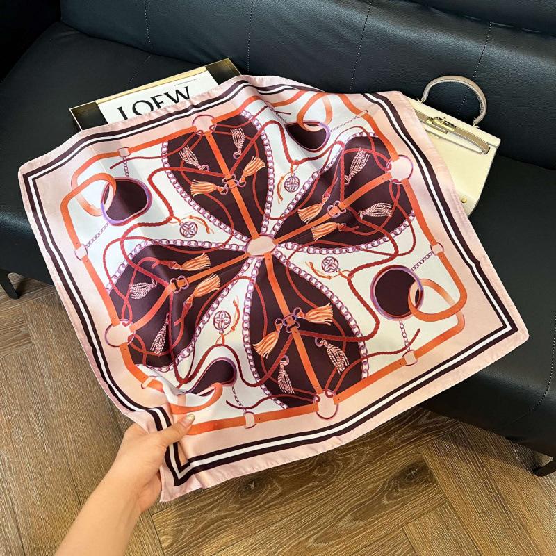 New 71 * 71cm Korean version small square scarf women's silk scarf spring and summer thin sunscreen scarf neck protection tied bag headband scarf