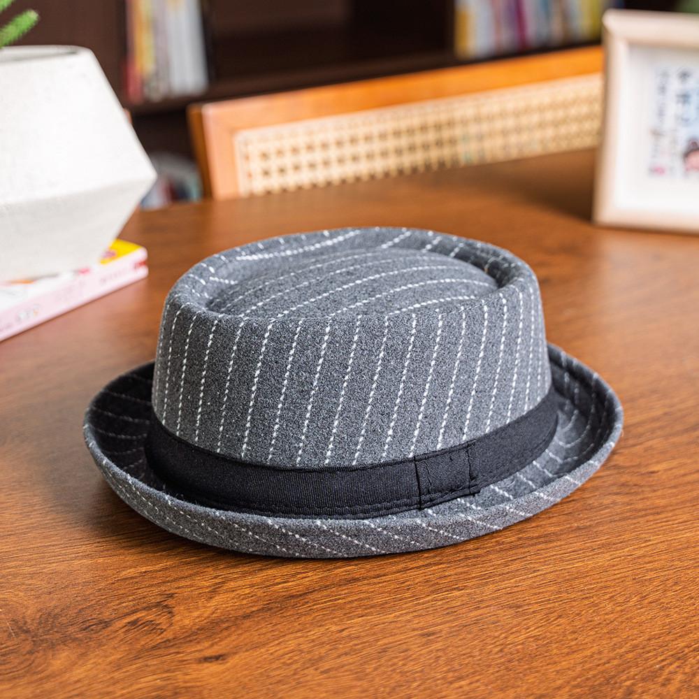 

Классическая офисная шляпа-котелок из полиэстера со стильно загнутыми полями для мужчин и женщин Style A