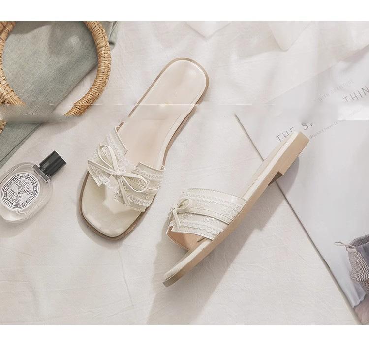 Fairy Temperament Style Flat Bottom Versatile Bow Women's Slippers 2025 Summer New Fashion Trend with Skirt Sandals