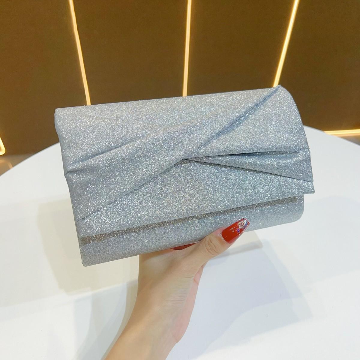 

Стильна жіноча вечірня сумка через плече - елегантний маленький квадратний дизайн для банкетів і вечірніх прогулянок срібний