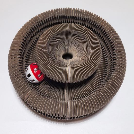 Flexible Accordion Cat Toy Changeable Cat Scratching Board with Bell Ball Portable