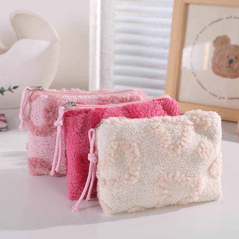 Plush Girl Heart Storage Makeup Bag Travel Organizer For Girls