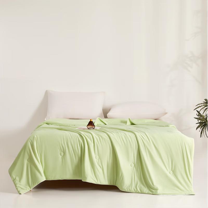 Yilian Cool Silk Summer Quilt 150cm x 200cm