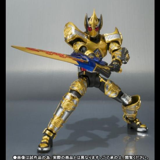 S.H.Figuarts Kamen Rider Blade King Form, Approximately 15cm Tall, Made of ABS & PVC.