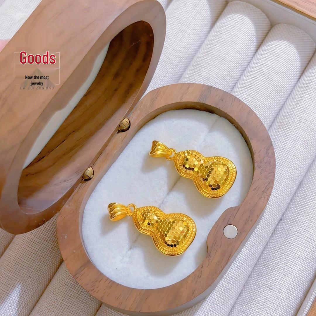 Exquisite Gold Dragon Scale Gourd Pendant Necklace for Women