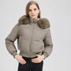 Palton de iarnă elegant pentru femei, stil european/american, design cu talie înaltă, cald și la modă, cu guler mare din blană artificială.