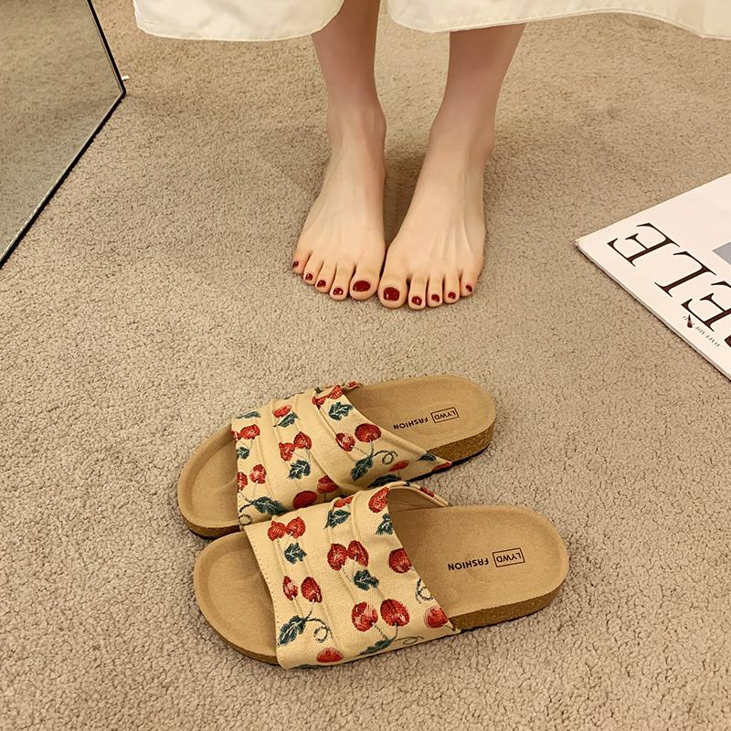 Fashion 2025 Summer Thick Heel Sandals Women's Flip Flops Beachside Slippers Soft Bottom Platform Clogs Trendy Sensation Sole Shoes