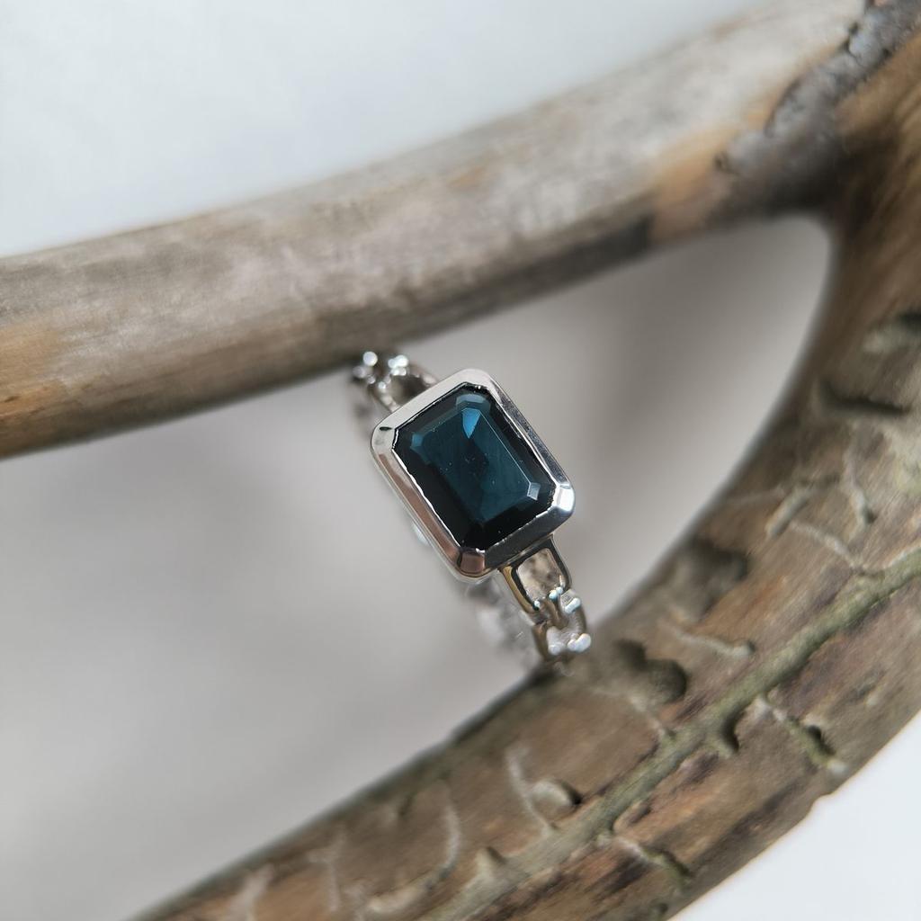 Silver Ring with Nano Sapphire 1.467ct, Product Weight 3.63 Gr (2189077)