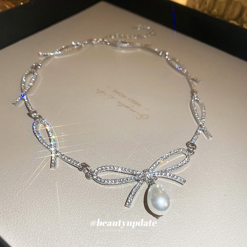 Elegant Rhinestone Bow & Pearl Clavicle Necklace - Versatile Luxury Choker Accessory