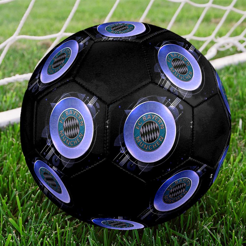 Balón de Fútbol FC Bayern München Colorido Para Todas las Edades Cosido a Máquina PVC Listo para Competición Duradero Alto Rebote. TAMAÑO5