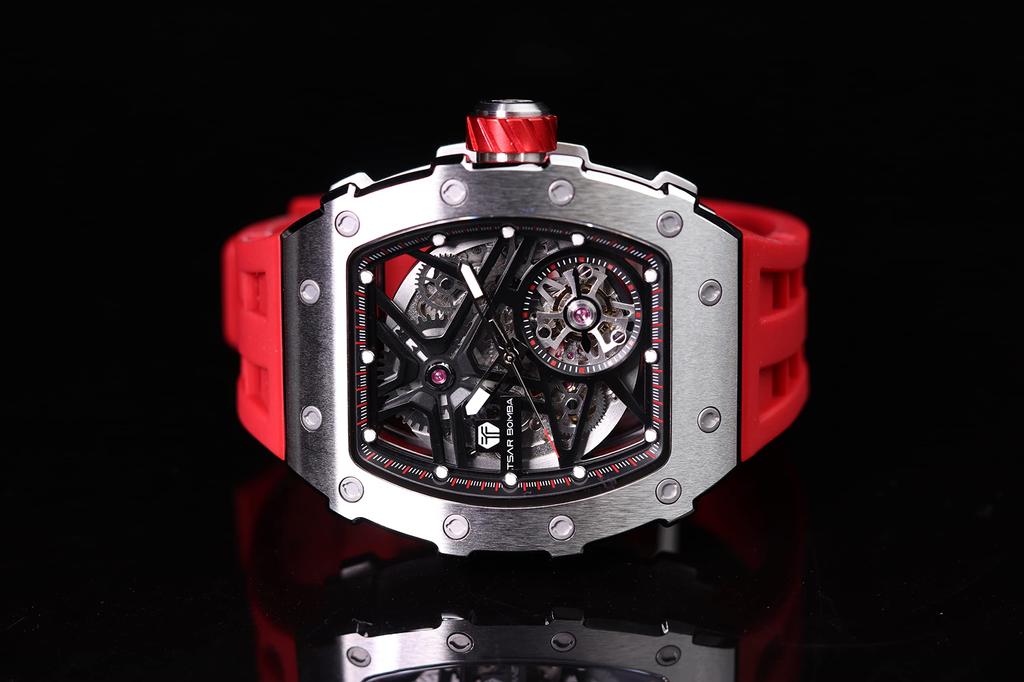 TSAR BOMBA Watch Business 50M Su Geçirmez İskelet Saat Şık Paslanmaz Çelik Tonneau Yüz Kol Saati Erkekler İçin Aydınlık Japon Hareketi Kırmızı Silikon