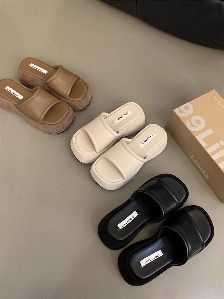 Women's Summer Thick Sole Black Petite Height-Increasing Flip-Flops 2026, Versatile Single Strap Design