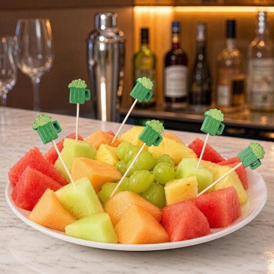 100PCS Disposable Cocktails Tags, Green Beer Decor Bamboo Picks, Disposable Handheld Toothpicks, for Snacks Sandwiches Cupcake