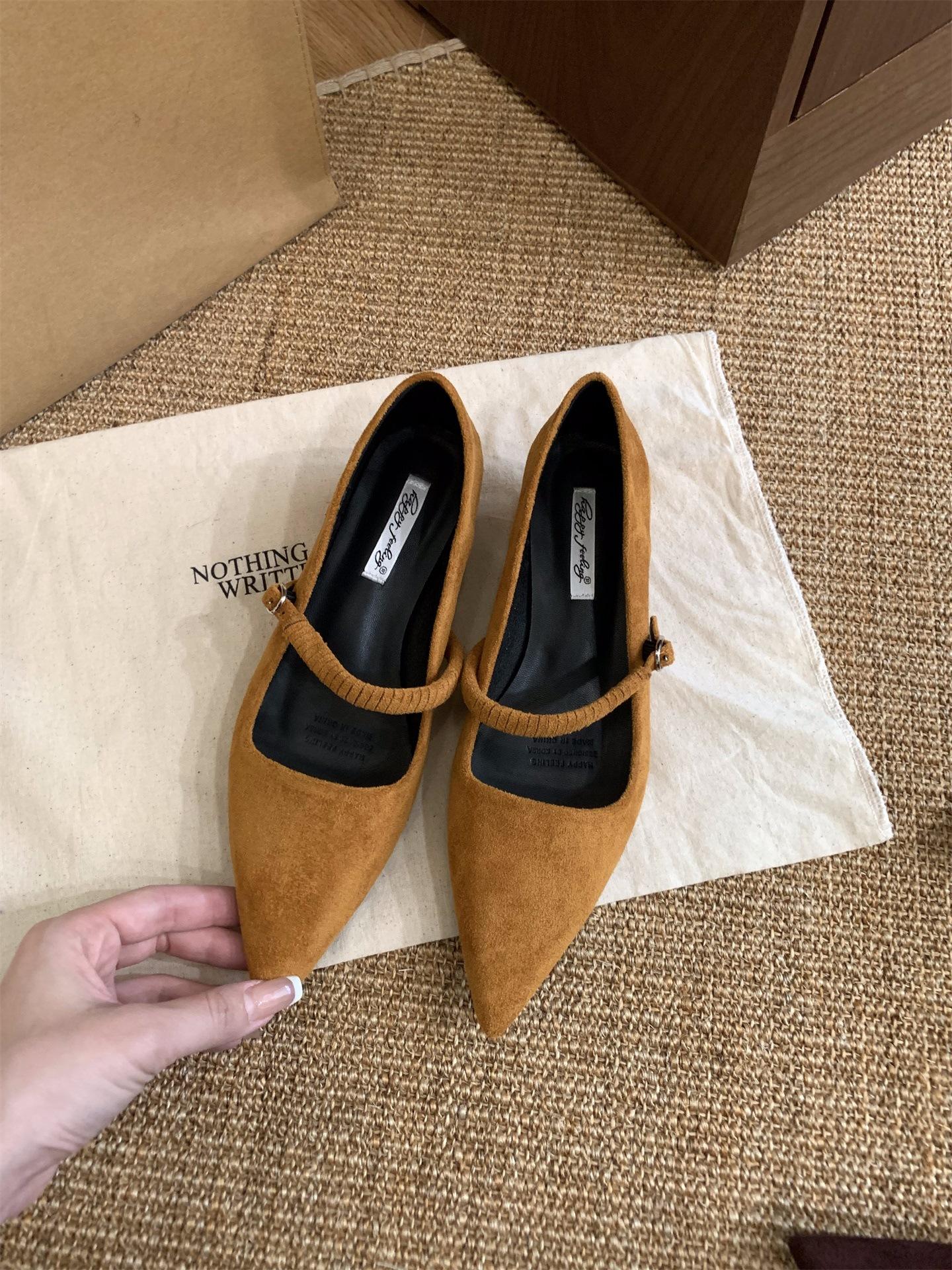 

French medium and high heel suede pointed single shoes women s shoes 2025 summer temperament with skirt black thick heel commuter shoes 40