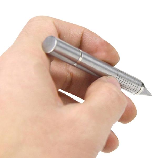 Tintenloser Stift aus magischem Metall