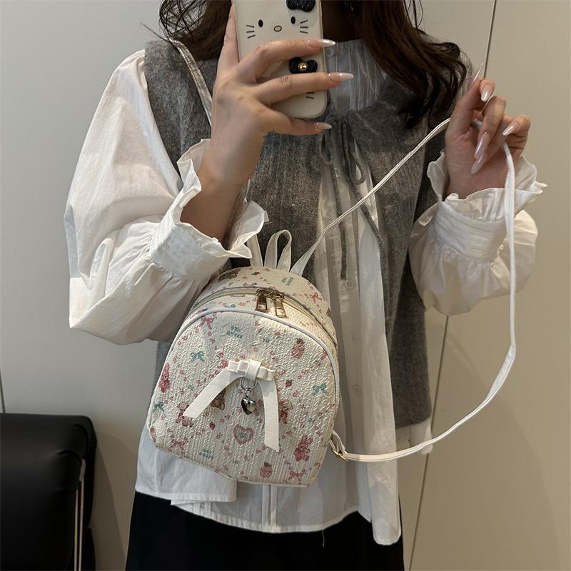New fashionable cute niche mini backpack bag female sweet shoulder bag cartoon travel backpack