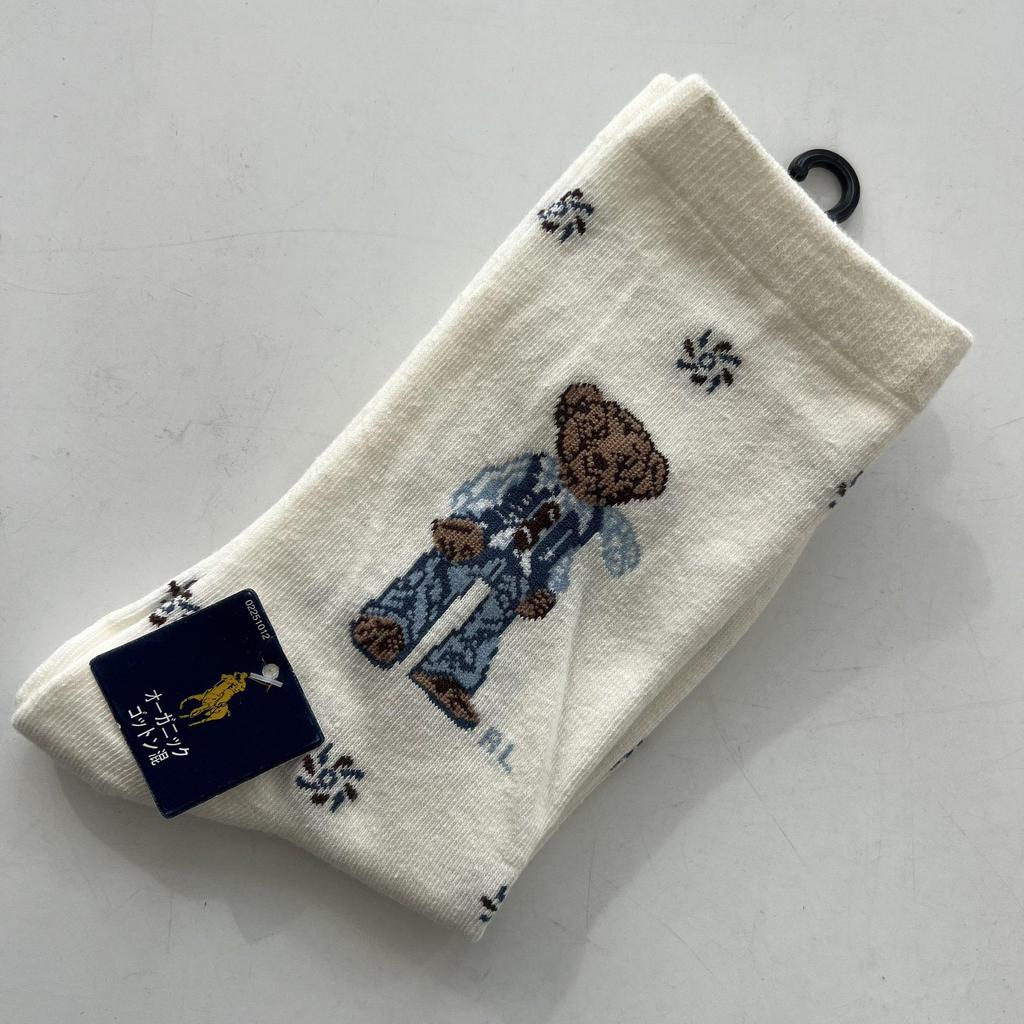 Trendy Mid-Calf Women's Cotton Socks - Four Seasons Style with Cartoon Little Bear Design