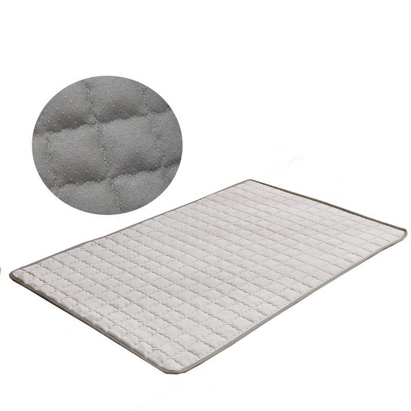 

Pet Cooling Mat Dog Cat Sleeping Pad Cool Ice Silk Moisture-proof Mattress Cushion Summer Small Animal Cold Bed 5 sizes XS 40X30CM