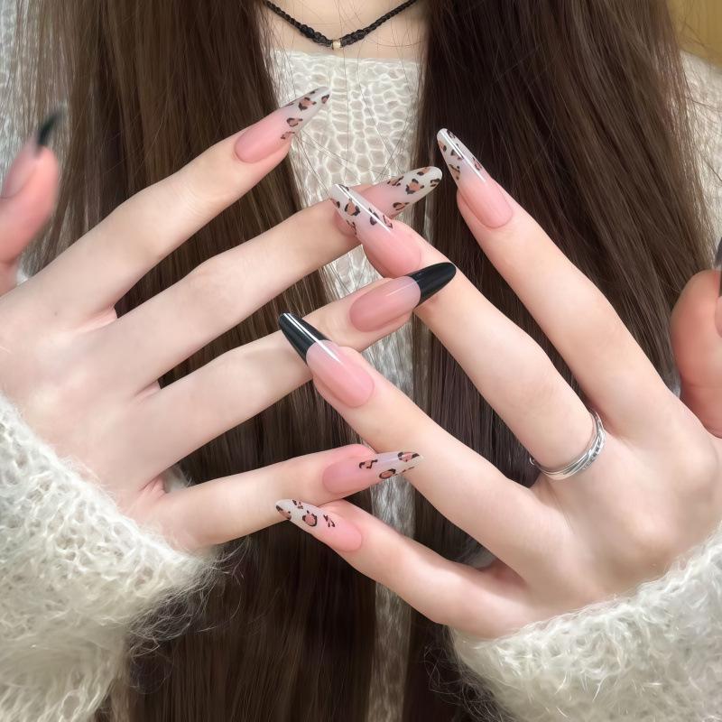 Almond Shape Leopard Print Press-On Nails - French Manicure, High-End, Removable, Whitening.