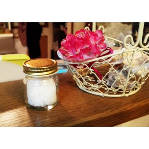 Bouteilles Multiusages Aderia Gold Cap, 50 ml, Lot de 6, Fabriquées au Japon, Bocaux de Stockage en Verre, Boîtes, Récipients Hermétiques pour Condiments, Grains de Café,