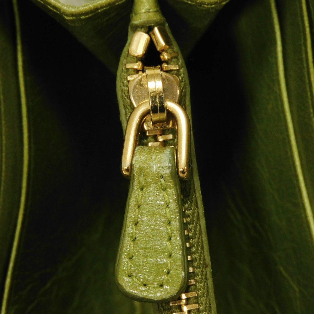 Used Matelasse Zip Around Wallet (12166) with wrinkled L-shaped zipper (5M1183 7940) Logo Metal Light Green Women's